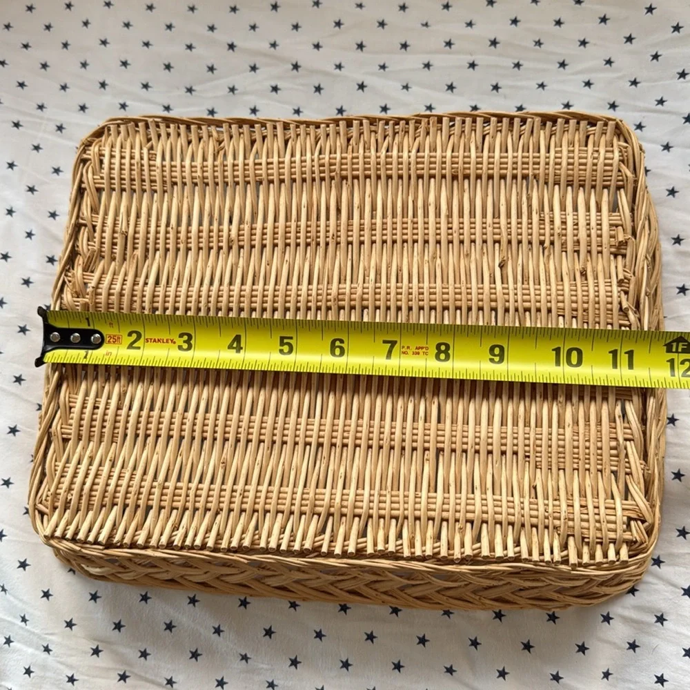 Vintage Rectangular Bread / Fruit / Storage / Decor Basket 13.5” x 10.5” EUC